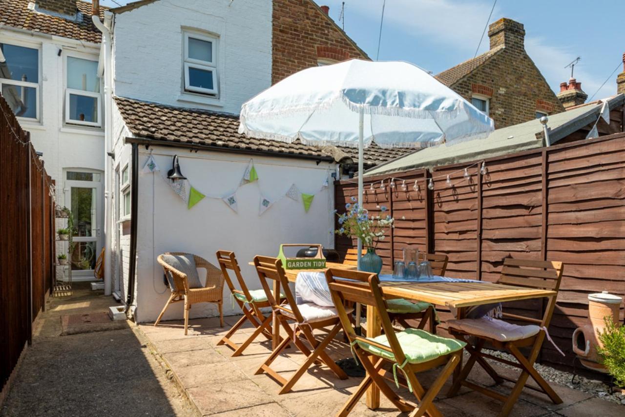 Furlong Place Whitstable Bagian luar foto